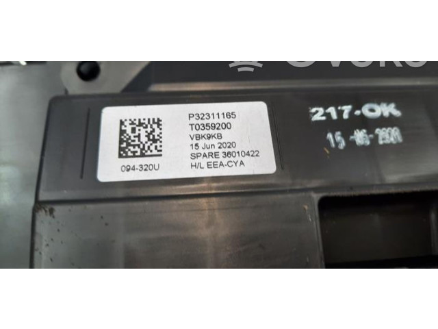 Панель приборов 32311165, 36010422 Volvo XC40