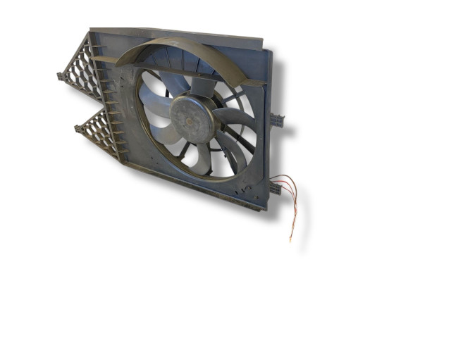 Вентилятор радиатора     6R0121217A    Skoda Fabia Mk2 (5J) 