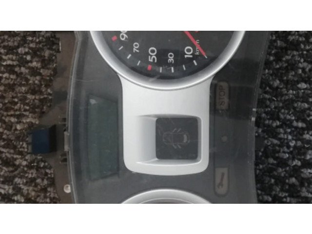 Панель приборов 8200582705G, 8200582705   Renault Clio III       