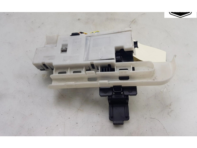 Блок предохранителей 31346674, 31346674 Volvo XC90