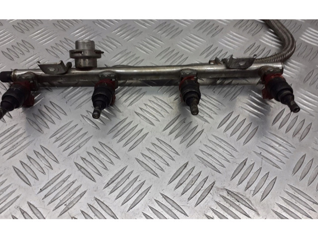 Vstřikovací lišta A1110703095 Mercedes-Benz C W203