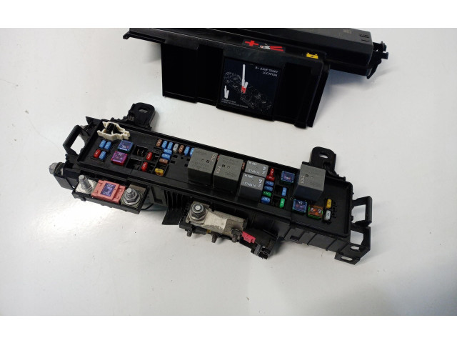 Pojistková skříňka 1034405-00-E Tela Model S 2019