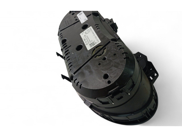 Панель приборов 5E0920750C Skoda Octavia Mk3 (5E)