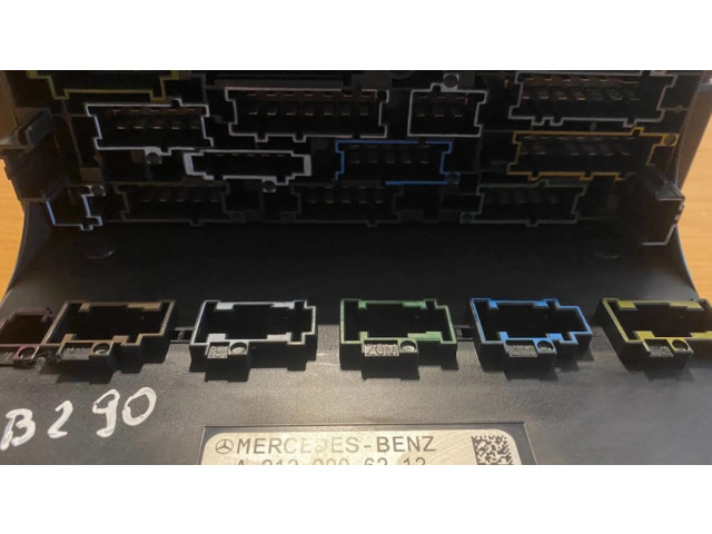 Pojistková skříňka A2129006212, A2129015504 Mercedes-Benz E W212 2010