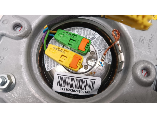 Подушка безопасности водителя A2048210051, A2048210151   Mercedes-Benz E W212