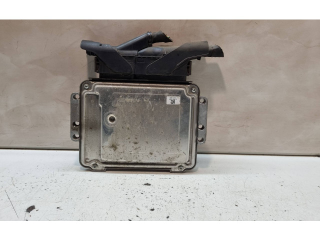 Блок управления двигателя 3911627485, 3911327485   KIA Carens II