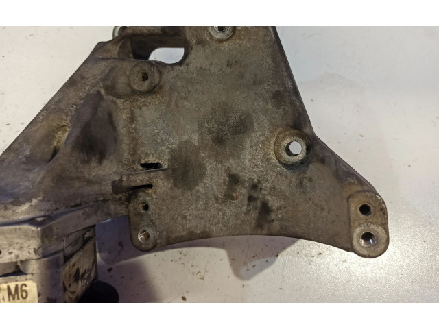 Vstřikovací lišta 5236849, 93184555   Saab 9-5    D223L 