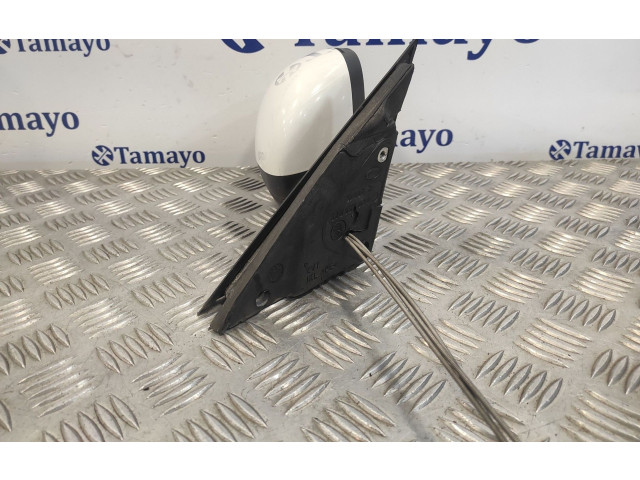 Зеркало электрическое Skoda Fabia Mk2 (5J) 2007 - 2014 года