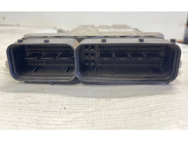 Řídící jednotka 03G906016HN, 1039S10847   Volkswagen Caddy 2006