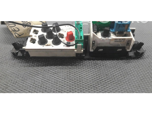 Панель приборов Citroen C8