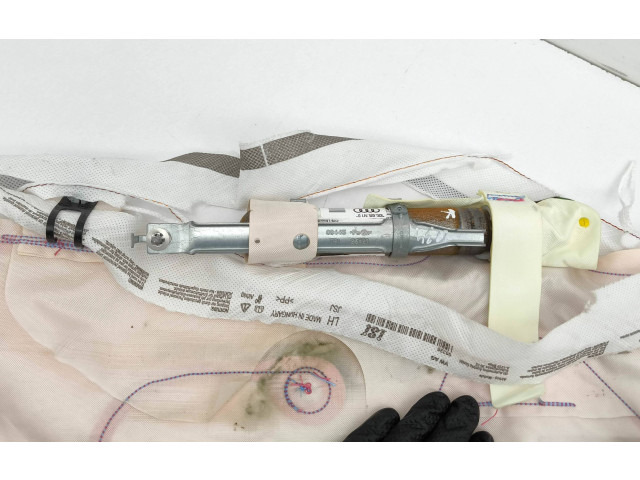 Боковая подушка безопасности 82G880741D Audi A1