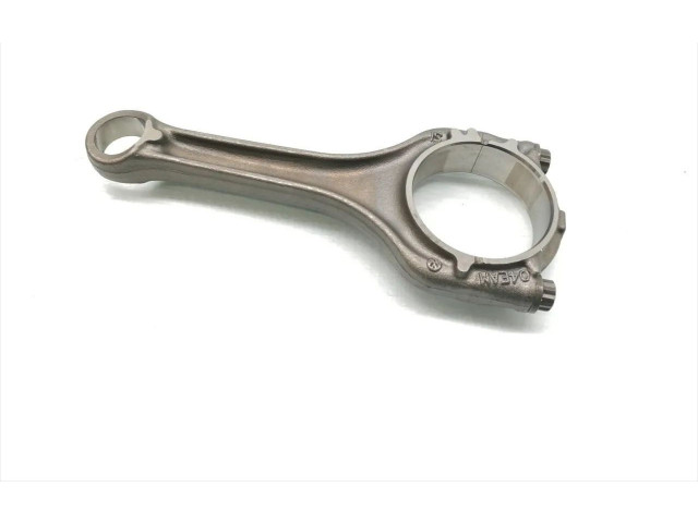 Шатун Skoda Octavia Mk3 (5E)