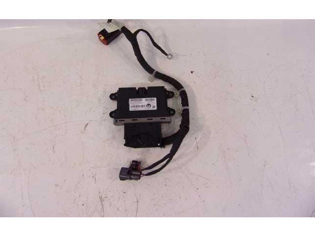 Блок управления двигателем Блок управления 68383594AA Jeep Compass