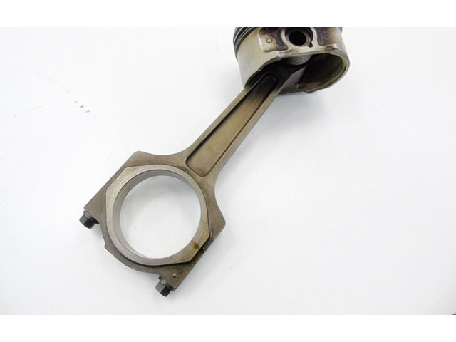  Поршень с шатуном  86L47  Jaguar XK8 - XKR  