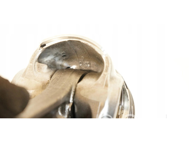 Píst PC76 Hyundai i30