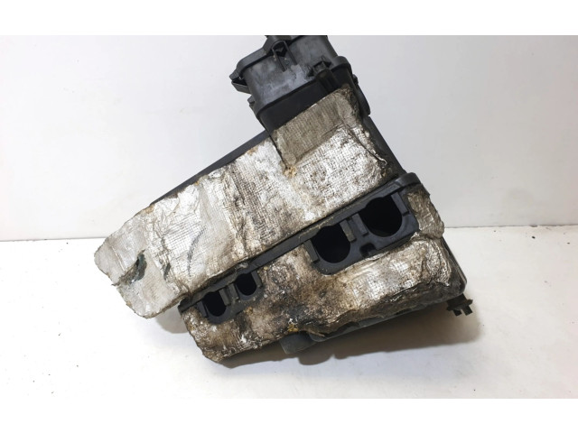 Pojistková skříňka 7H09076137H0907300 Volkswagen Multivan T5 2008