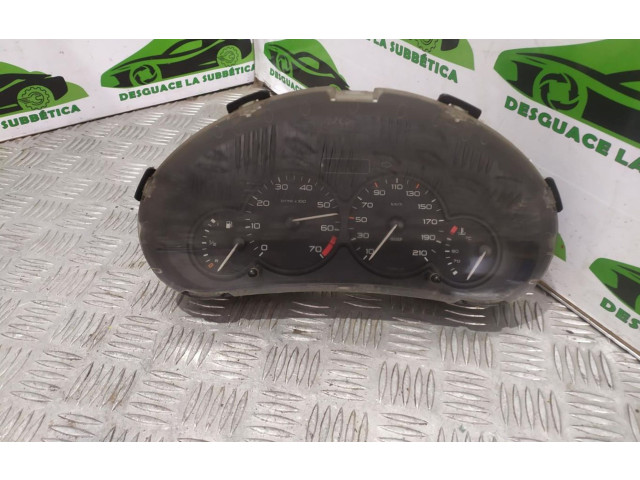 Přístrojová deska Peugeot 206+ 2001 9645096180