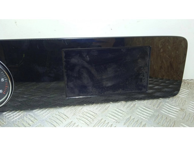 Přístrojová deska Mercedes-Benz E W238 2017 A2139000110