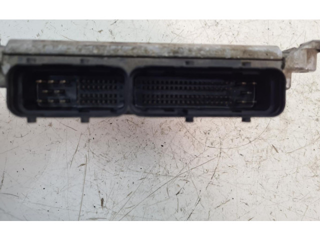 Řídící jednotka 0281010332 Alfa Romeo 166 2003