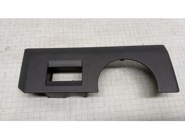 Другая деталь панели