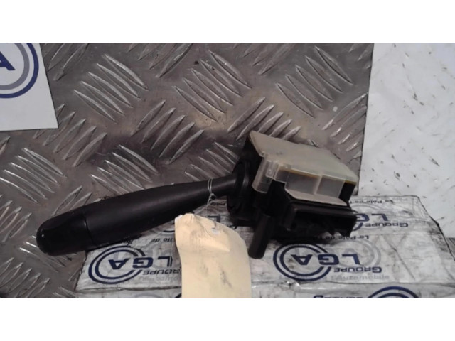 Ручка стеклоочистителей 252604A00B   Nissan Pixo