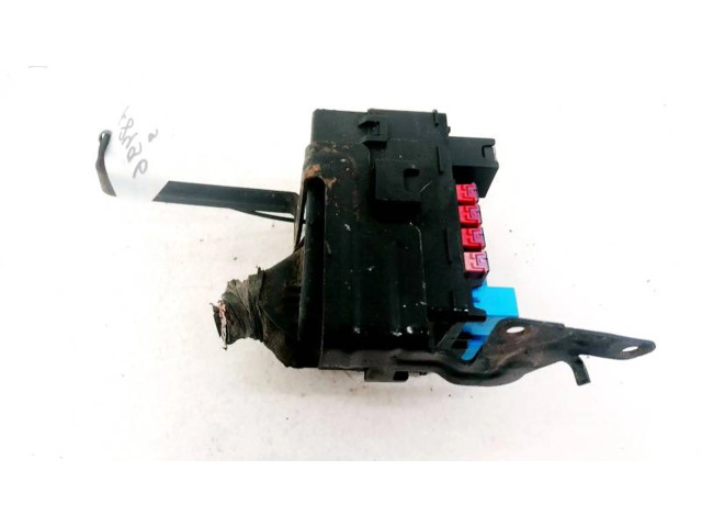 Блок предохранителей 819402H000, 81940-2H000 KIA Ceed