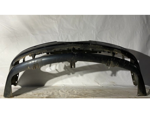 Передний бампер