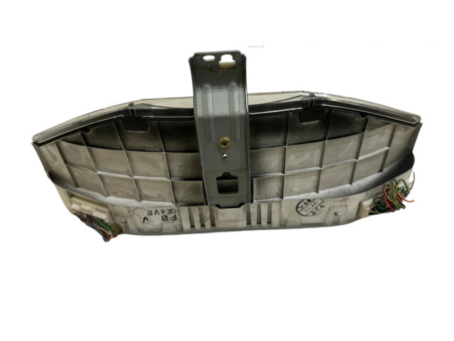 Панель приборов Mazda 626