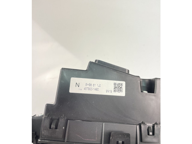 Дисплей    BHB6611J0   Mazda 3 II