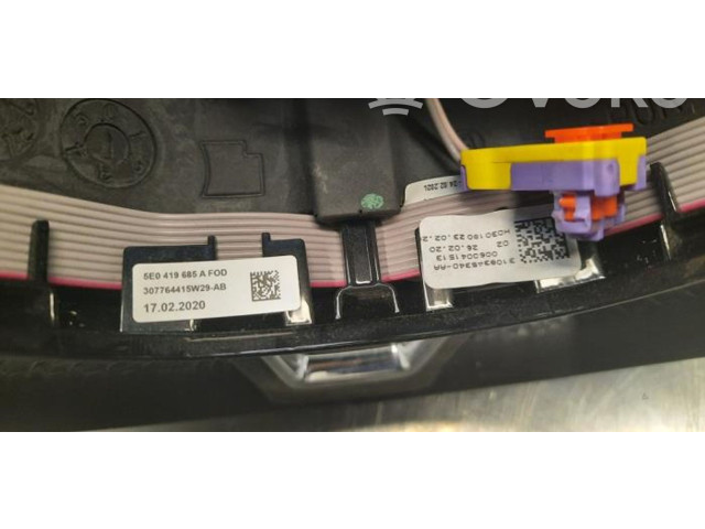 Руль Skoda Kodiaq  2017 - 2024 года 5E0419091BQ      