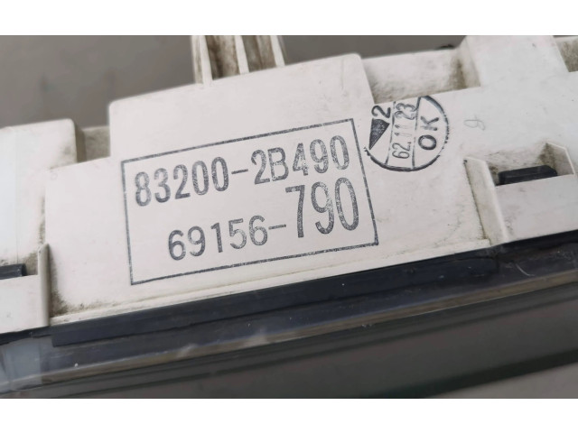 Přístrojová deska Toyota Carina T190 1992 832002B490, 69156790