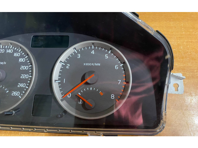 Панель приборов 30710071, 100391 Volvo S40