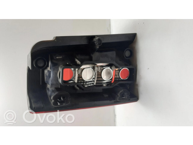 Задний фонарь правый 9657976980, 5468    Citroen Berlingo   2003-2007 года