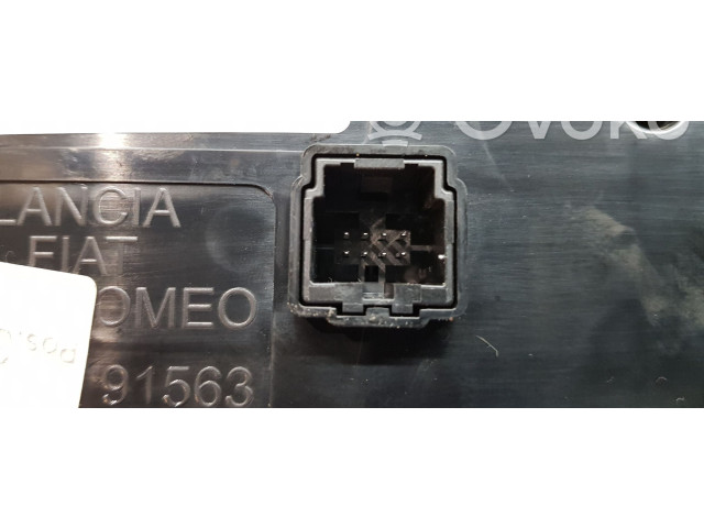 Блок управления климат-контролем 735693929 Jeep Renegade