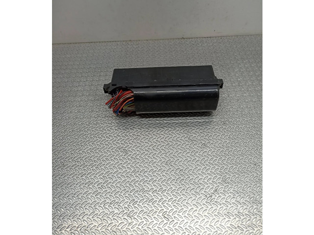 Блок предохранителей 63598004   Skoda Fabia Mk2 (5J)    