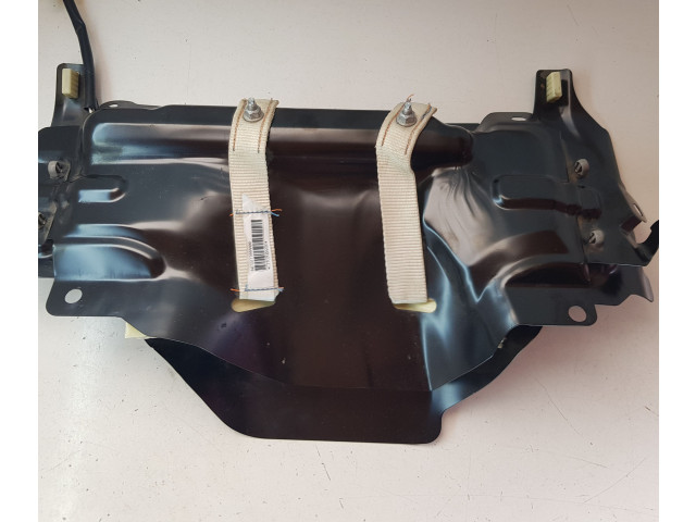 Топливная рампа P52029376AA Chrysler Voyager