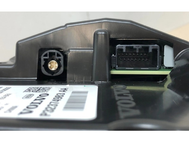 Панель приборов P32374983AA, 0263758333 Polestar 2