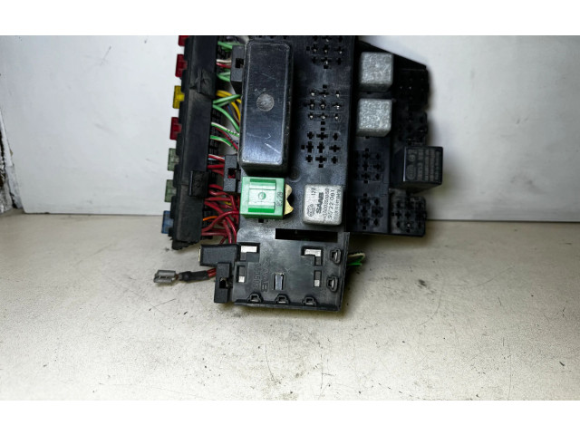 Pojistková skříňka 9505934, 9564154 Saab 9000 CS 1995