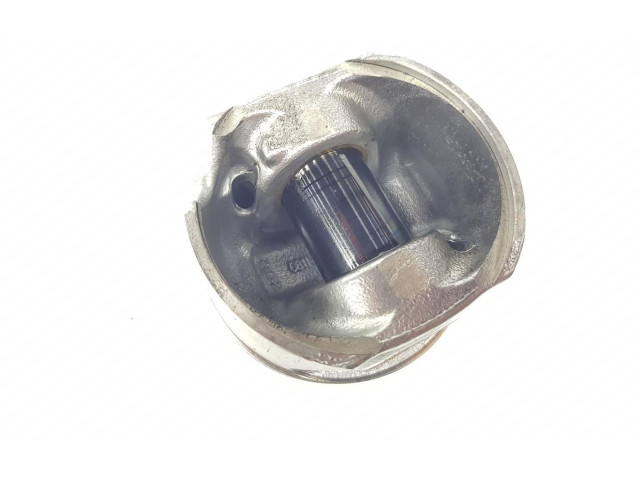  Поршень с шатуном  04L107065A, 04L107065A  Volkswagen Caddy  