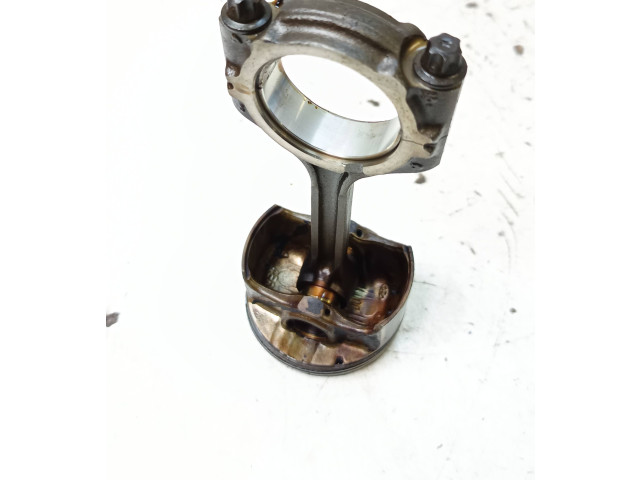  Поршень с шатуном  G4LA  KIA Rio  