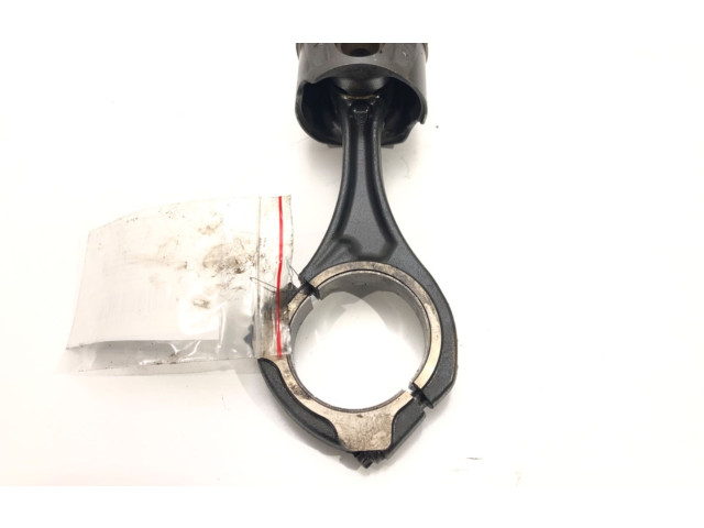 Поршень с шатуном 8340F Jeep Grand Cherokee (WK)