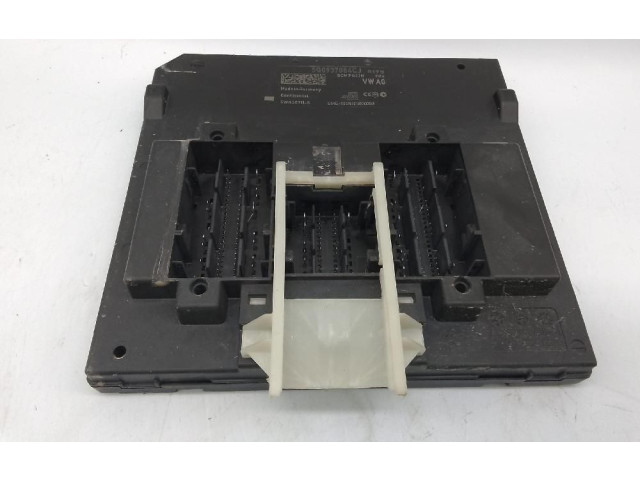 Блок комфорта 5Q0937084CJ Skoda Octavia Mk3 (5E)