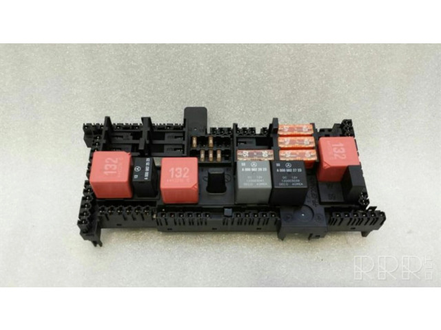 Pojistková skříňka A2229061201 Mercede-Benz S W222 2015