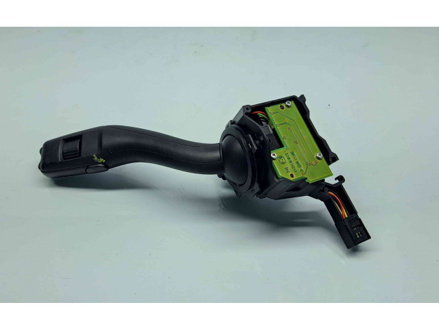 Ручка стеклоочистителей 8P0953519E   Audi A3 S3 8L