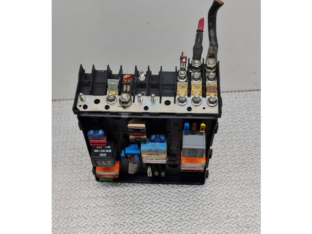 Блок предохранителей 1K0937124K, 014189861   Audi A3 S3 8P    