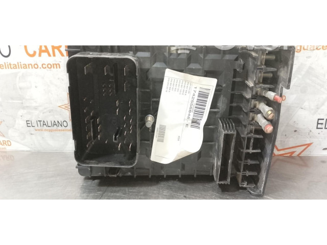   Pojistková skříňka 1K0937125D   Volkswagen Caddy 2018