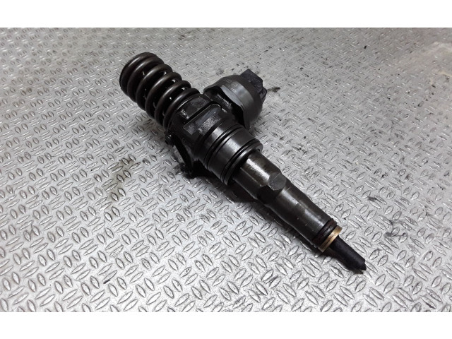 Форсунка 038130073AG    Volkswagen Touran I   