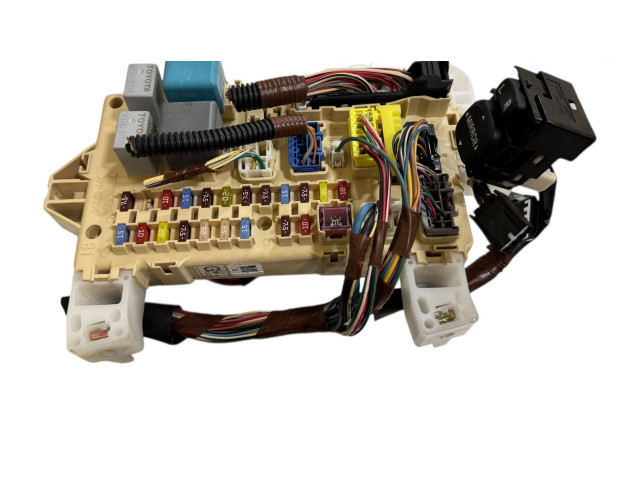 Блок предохранителей 892210F030, 1300469082   Toyota Corolla Verso AR10    