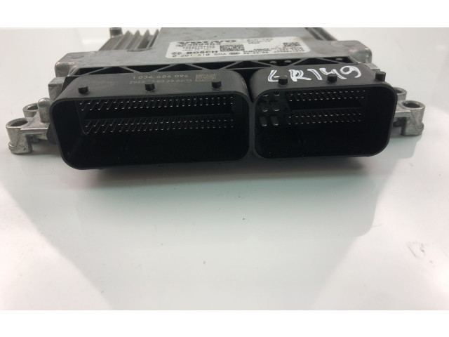 Блок управления двигателя 32360463 Volvo XC40