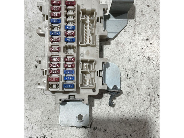 Pojistková skříňka Nissan Murano Z51 2009